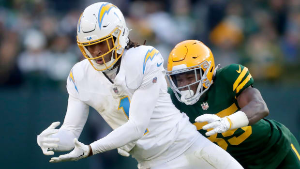 Chargers Injury News: Quentin Johnston Exits Game With Apparent Injury